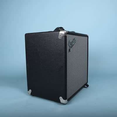 Fender Rumble 25 v3 1x8" 25-Watt Bass Combo Amplifier image 4