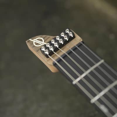 Infinia Neptune 6 - Obsidian Black image 10