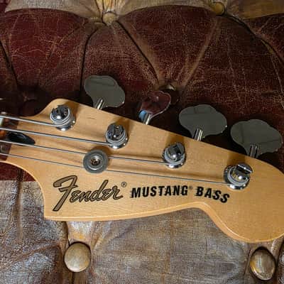 Fender Mustang Bass ARTIST OWNED by THE DARKNESS studio used to record MOTORHEART album Dan & Justin Hawkins Precision Jazz PJ Bass Pickups image 9