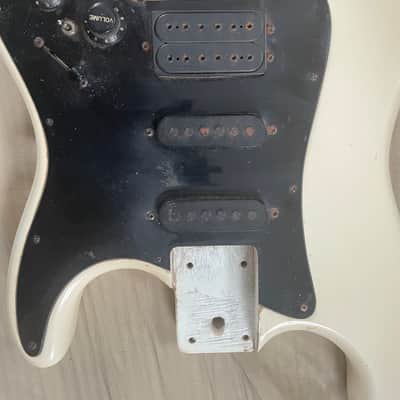 Applause - Stratocaster Body - Made in Korea Stratocaster 2010's - Gloss image 3