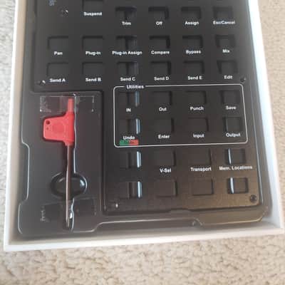 Icon Icon Pro Audio QCon Pro X USB Control Surface (Mint, Never Used) 2021 - Grey image 6