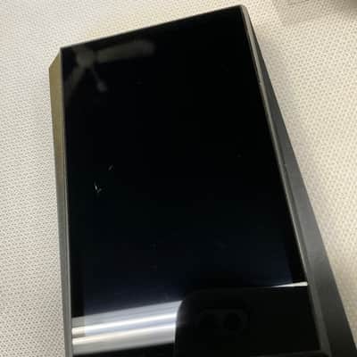 iRiver Astell & Kern AK300 2000’S - Black image 11