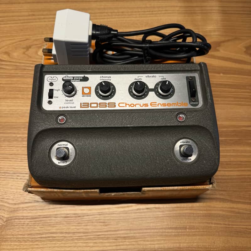 Boss CE-1 Chorus Ensemble | Reverb UK