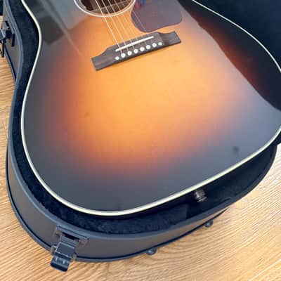 Gibson J-45 Standard (2020 - Present) image 3