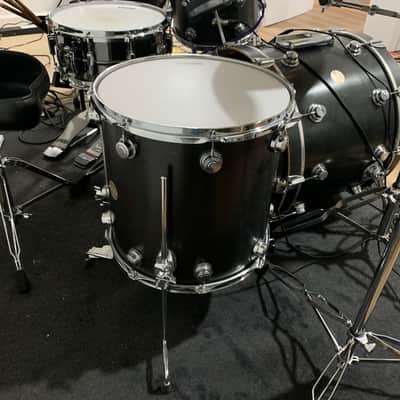 DW Collector’s series 4 piece with May Mic system 2003 - Ebony image 5