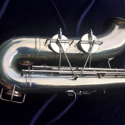 Martin Standard Handcraft Tenor Sax - 1938 - Excellent condition image 10