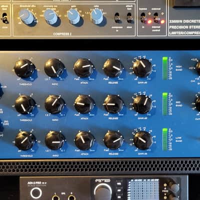 Tube-Tech SMC-2B Stereo Multiband Compressor 2010s - Blue image 1