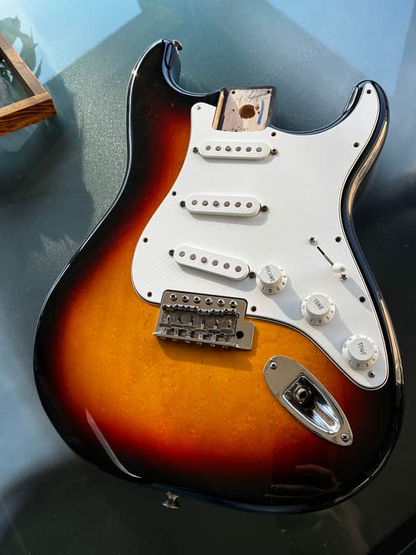 Fender MIM 2008 Stratocaster Loaded Body image 1