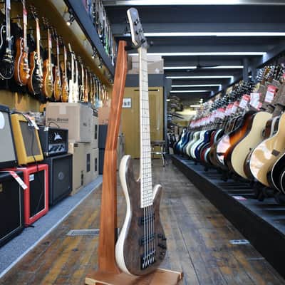 Fodera Emperor Elite 5-String Bass Walnut Burl w/Birdseye Maple Fingerboard, Hard Case image 5