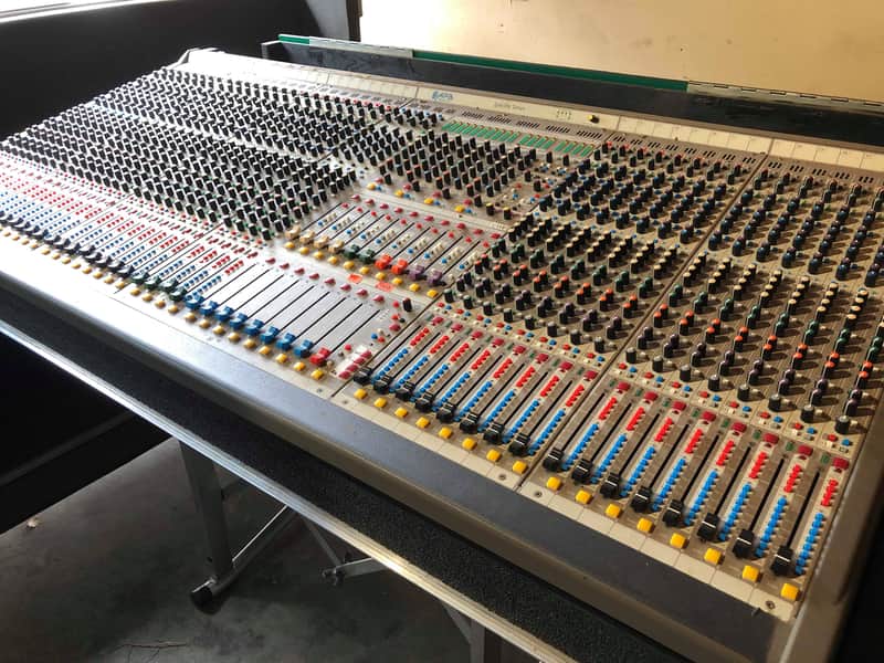 ホビー・楽器・アート 3817 APB Spectra T/Ti 40 Channel Analog Console | Reverb