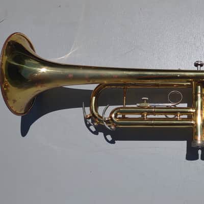 Conn Director 18B B flat - Laquor image 3