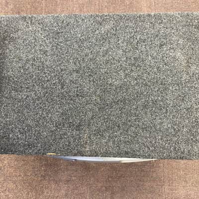 Sony Xplod 12" 1200 Watts Subwoofer W/ Carpet Enclosure Box | Smooth/Powerful image 4