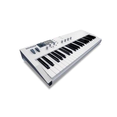 Waldorf Blofeld Keyboard Synthesizer (White) image 2