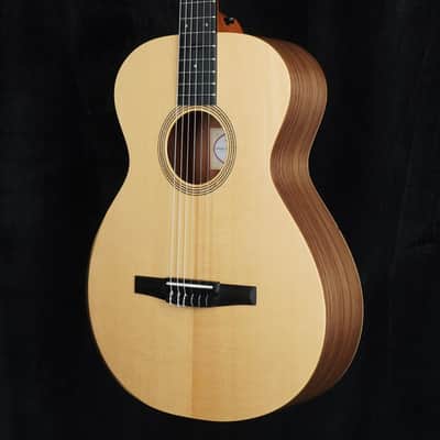 Preowned Taylor Academy 12e-N Walnut Grand Concert Size Acoustic-Electric Nylon String image 4