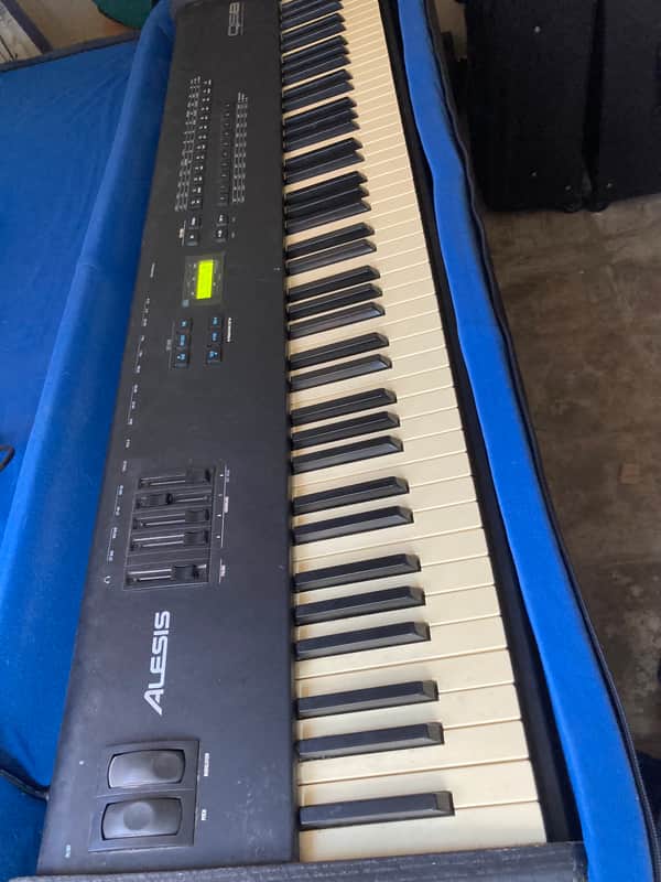 Alesis QS8 1996 image 1