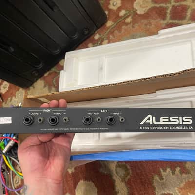 Alesis M-EQ 230 1991 - Black image 2