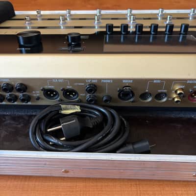Line 6 Helix Floor Limited Edition 2019 - Gold image 6