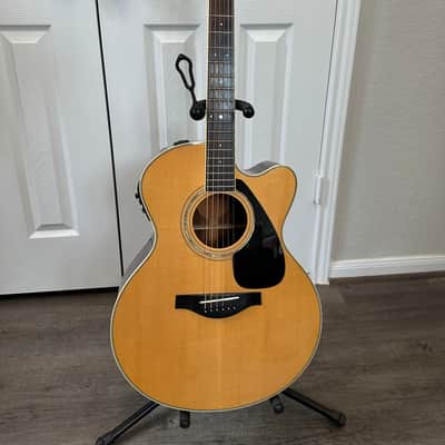 Yamaha  LJX6CA Natural wood jumbo electric acoustic guitar with Case image 1