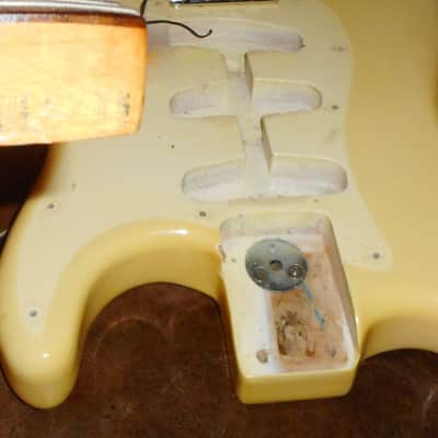 Fender Stratocaster 1971 Olympic White hard tail(rare) with 3-Bolt Neck, Rosewood board  (7 lbs!!)! image 9