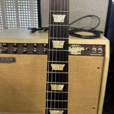 Gibson Les Paul Studio '50s Tribute with Humbuckers 2012 Goldtop 7.10 lbs image 5