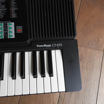 Casio CT-670 Tone Bank 61-Key Keyboard 1990s - Black image 2