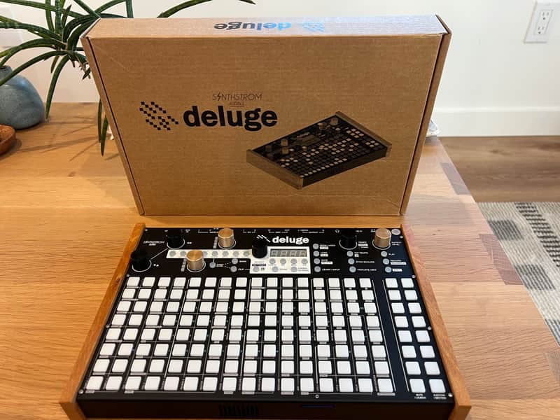 Synthstrom Audible DELUGE - Pristine w/Manual, SD Card, USB & Extra Power Cable image 1