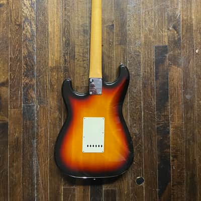 Fernandes The Revival Stratocaster Electric Guitar MIJ Japan Sunburst image 5