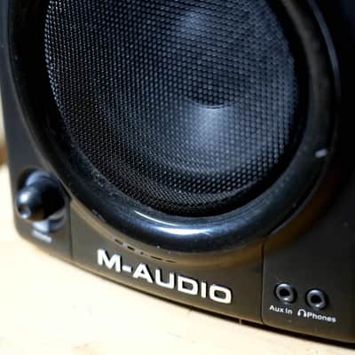 M-Audio Studiophile AV-40 Monitor Speakers image 2