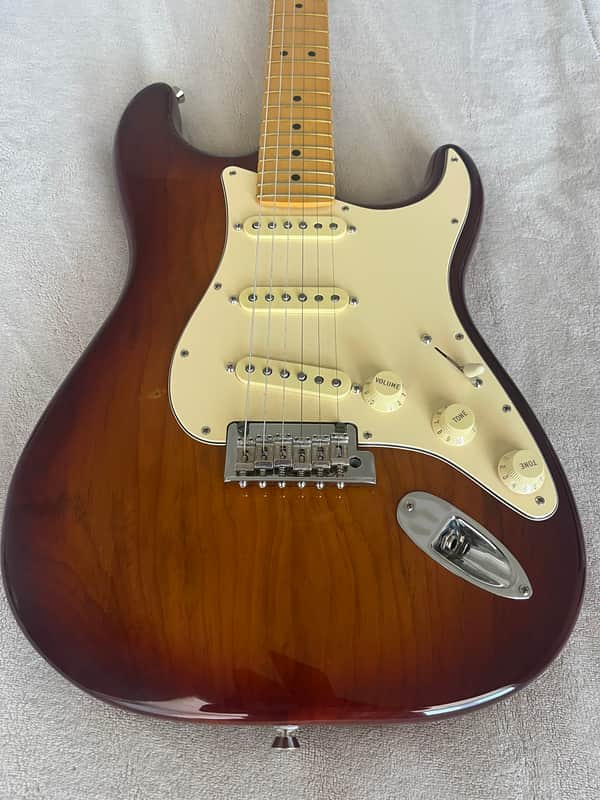 Fender American Professional II 2023 - Sienna Burst with Roasted Pine image 1