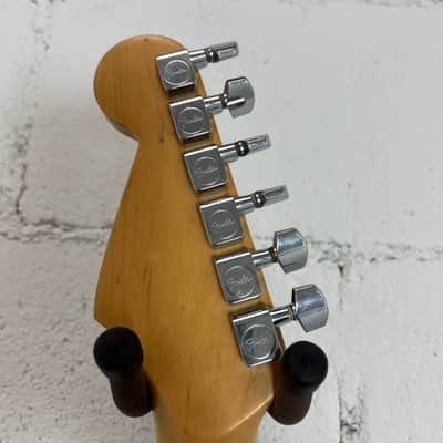 1993 Fender American Standard Stratocaster - Sunburst image 18