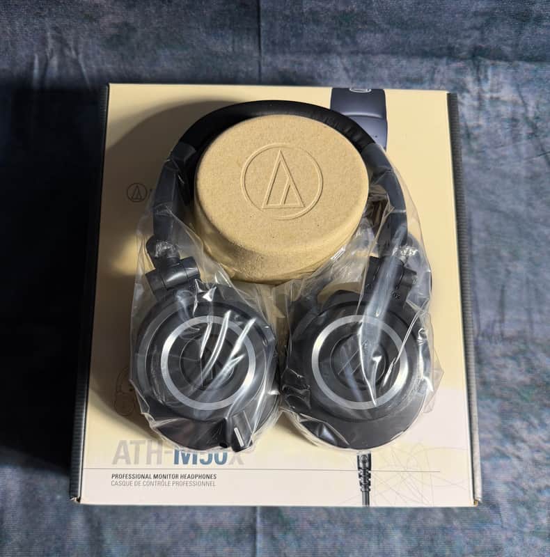 Audio-Technica ATH M50x - Black image 1