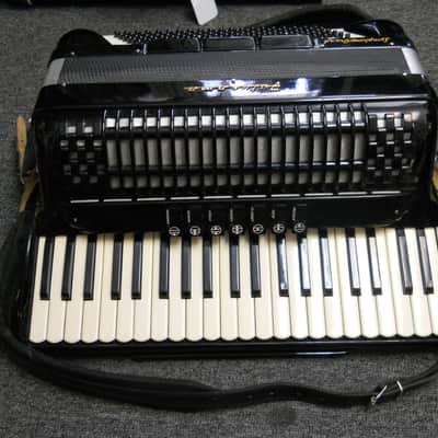 Vintage Symphony Grand Futurama Accordion 41/120 Italy (w/case) image 2