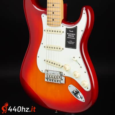 Fender Player II Stratocaster - Aged Cherry Burst image 2