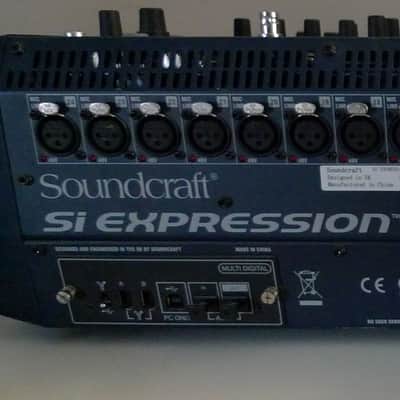 SOUNDCRAFT Si expression3 + options flight/carte 32in image 3