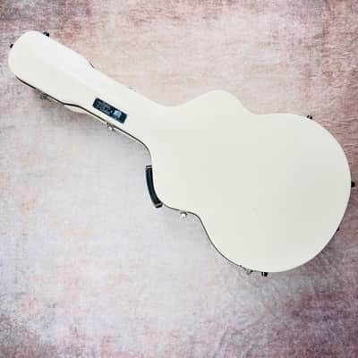 Gibson Custom SJ-200 Vine Acoustic Guitar 2004 - Natural image 23
