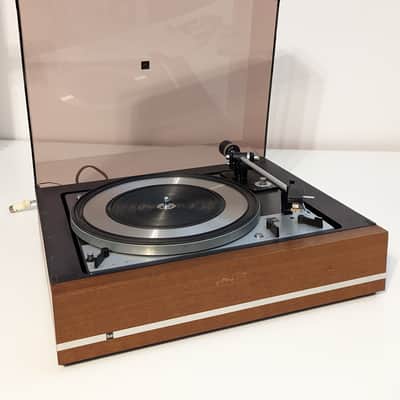​Dual 1209 Idler Drive Turntable - Serviced & Lubricated - w/ Shure M71 Cartridge & Dual TVV46 Preamp image 9