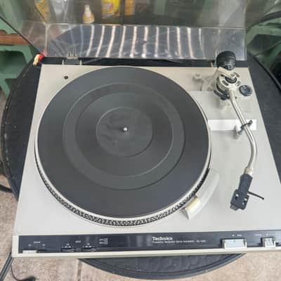 Technics SL-220 Turntable image 4