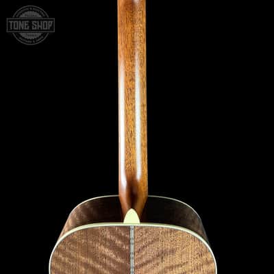 Martin Custom Shop 00 28 Style Adirondack / Exceptionally Figured Black Walnut w/case 2942913 image 13