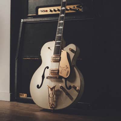 1990 Gretsch White Falcon 3136 1957 John Frusciante Cadillac Tailpeice image 3