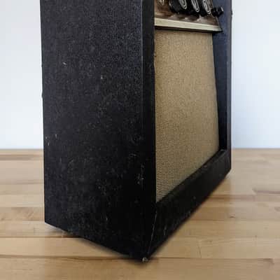 Kalamazoo Model Two Guitar Tube Amp 1960s image 5