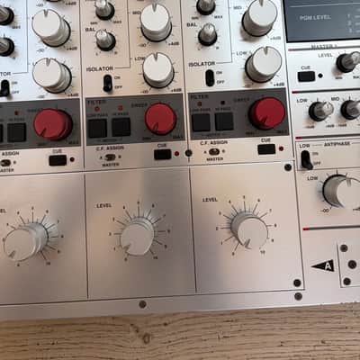 Vestax PMC-CX Carl Cox Rotary DJ Mixer image 3