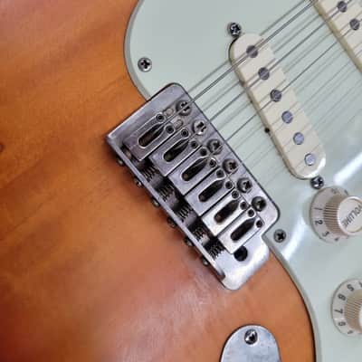 Mike Gee Kustoms Reliced S-Style 2012 - Three Color Sunburst image 5