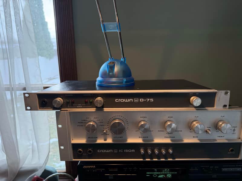 Crown D-75 2-Channel Power Amplifier | Reverb
