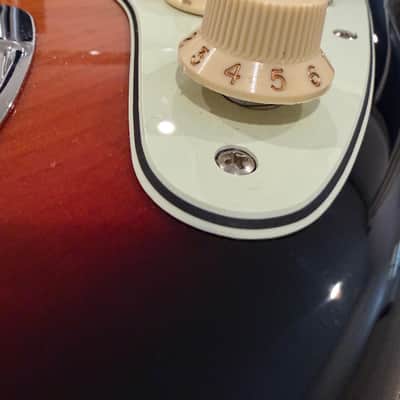 Player plus Stratocaster HSS w/ American pro II neck image 4