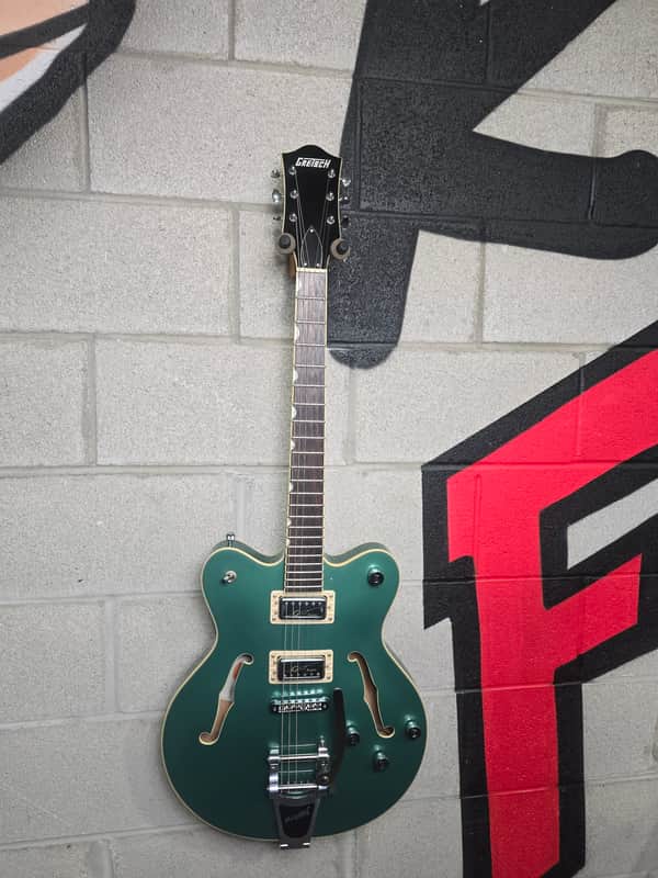 Gretsch G5622T Electromatic Center Block Double Cutaway with Super Hilo'Tron Pickups and Bigsby 2016 - 2018 - Georgia Green with TKL hard case image 1