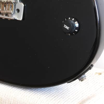 Used Yamaha ERG121 Black image 6
