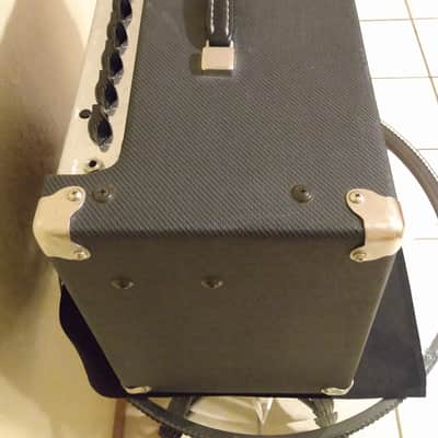 Peavey Classic 30 2-Channel 30-Watt 1x12" Guitar Combo Amp - Black Tweed w/ Cover image 7
