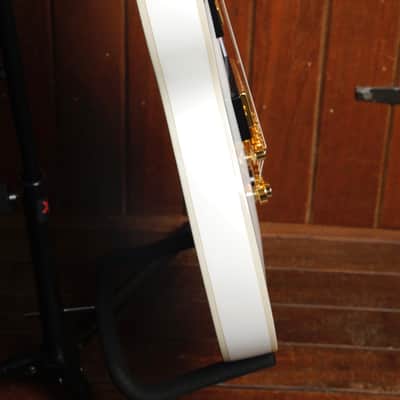 Epiphone Les Paul Custom Alpine White Electric Guitar image 8