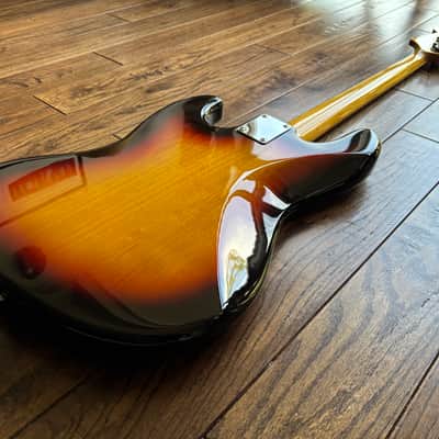 2013 Fender JB62-US ‘62 Reissue Jazz Bass USA Pickups Sunburst MIJ Japan image 11