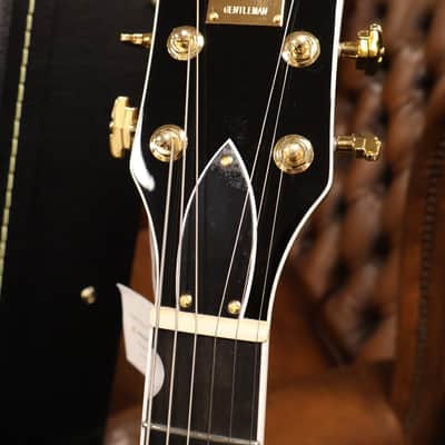 Gretsch G6122TG Players Edition Country Gentleman Bigsby Walnut Stain image 3